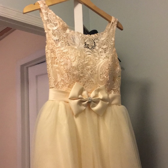 A classy silk tulle lace prom/graduation dress! - Picture 1 of 3